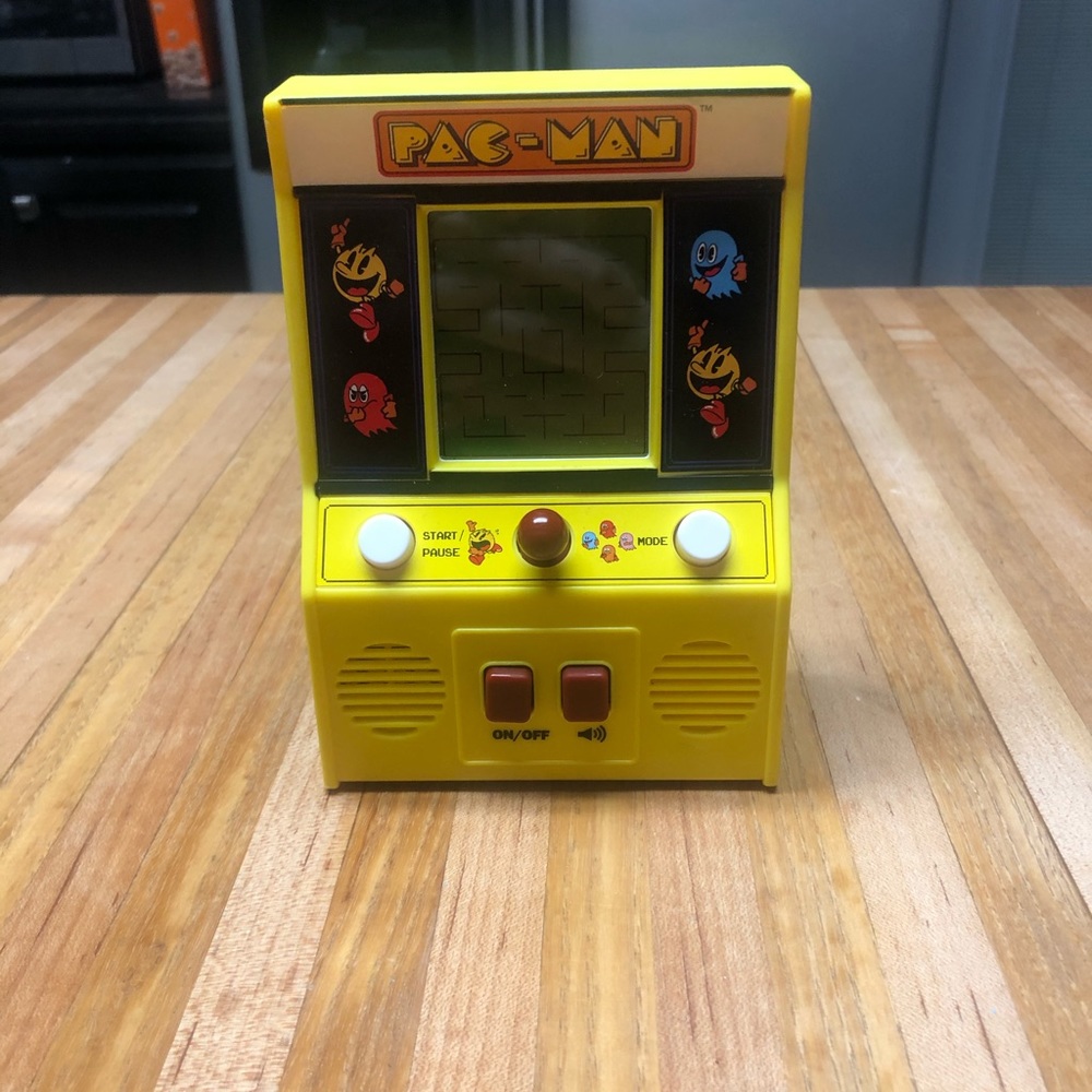 Miniature Pac-man Arcade Game